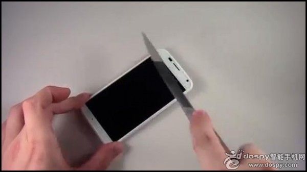 Moto X坚固性真机实测视频出炉，完胜iPhone 5s/5c、Galaxy S4