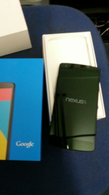 马来西亚LG服务中心泄漏Nexus 5开箱图组
