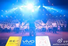 vivo Xplay创造吉尼斯记录:世界最大手机乐团_爱黑武