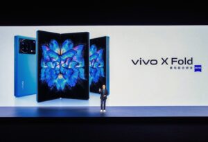 vivo X Fold正式发布 vivo首款折叠屏手机大集大成_爱黑武