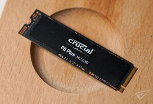 Crucial 英睿达P5 Plus 1T体验 美光176层3D闪存性能拉满_爱黑武