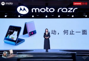moto razr 40 系列两机齐发  小折叠从此有全面屏了_爱黑武